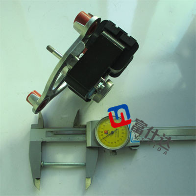 電機(jī)自動鎖螺絲機(jī) 電機(jī)自動鎖螺絲機(jī)